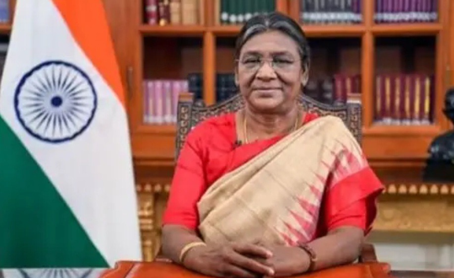 Shwet Patra
